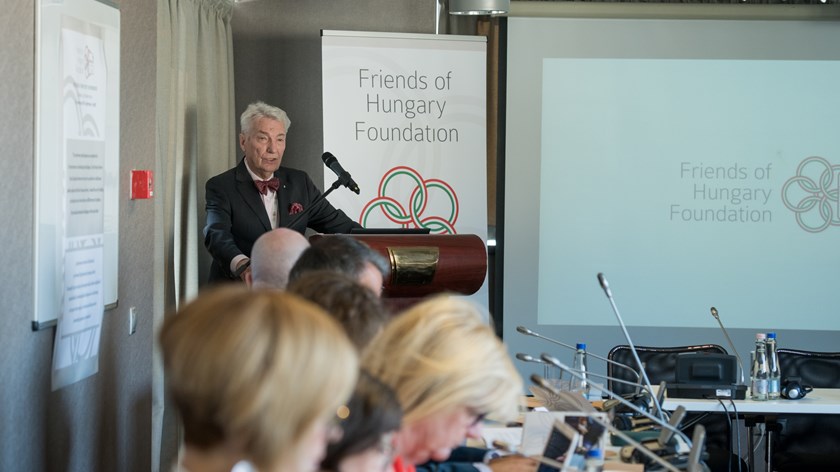 Hungary at first site - a Magyarország Barátai Alapítvány harmadik újságíró-konferenciája